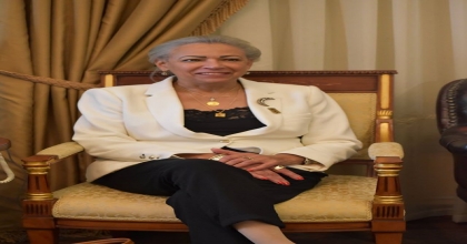 يهنئ اعضاء مجلس سيدات اعمال العرب الدكتورة الشيخه / حصه الصباح رئيس مجلس سيدات اعمال العرب وابنه امير الكويت حيث تضمنت التصنيف السنوي للمراة العربية لعام 2016 ،لائحة من أبرز الوجوه النسائية اللواتي حقَّقن إنجازات ونجاحات باهرة في المراكز التي يشغلنها وال