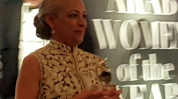 تكريم الدكتورة الشيخه حصه الصباح فى العاصمة البريطانية المراة العربية لعام 2015