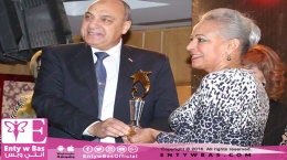 تكريم الشيخه حصه الصباح خلال المهرجان بشرم الشيخ